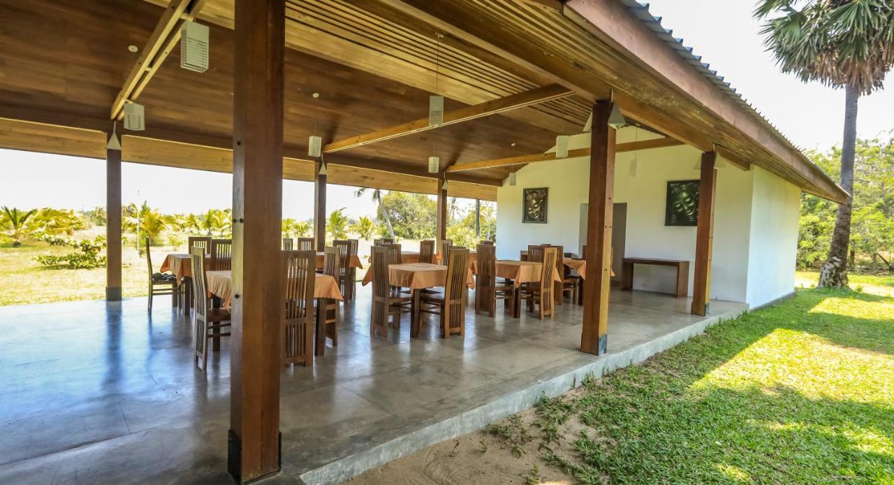 Kayjay Palms Hotel Passikudah Eksteriør billede
