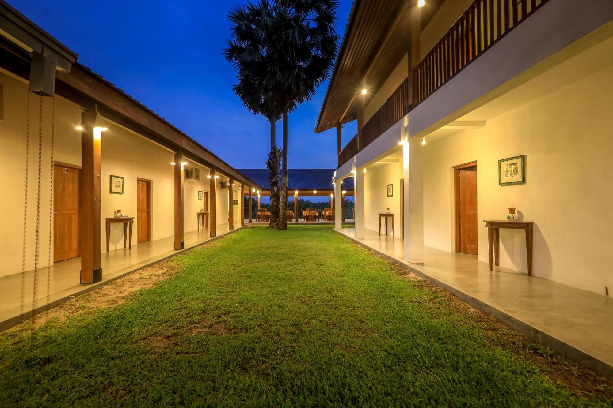 Kayjay Palms Hotel Passikudah Eksteriør billede